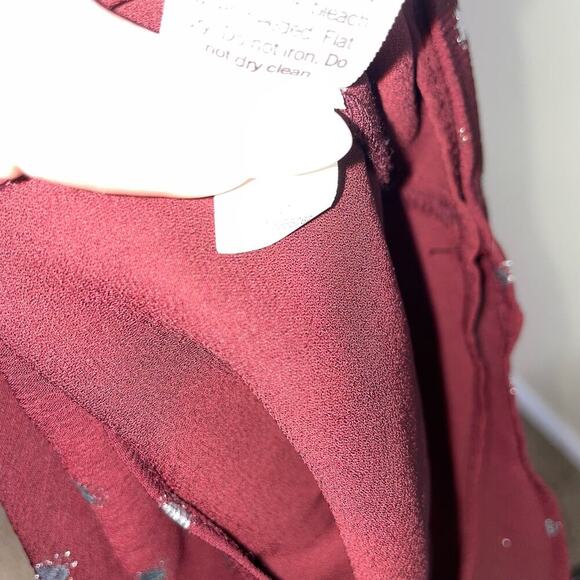 Nine West top blouse sleeveless maroon burgundy metallic dots SZ L - Picture 9 of 9
